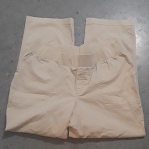 NEW MATERNITY PANTS!